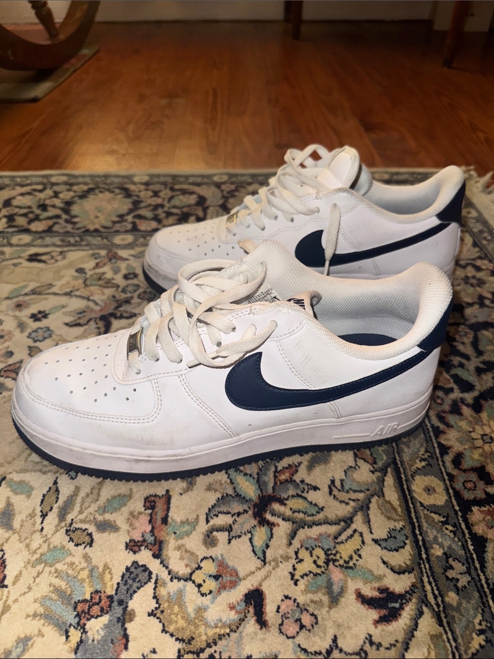 Nike Men’s White Sneakers with Navy Swoosh